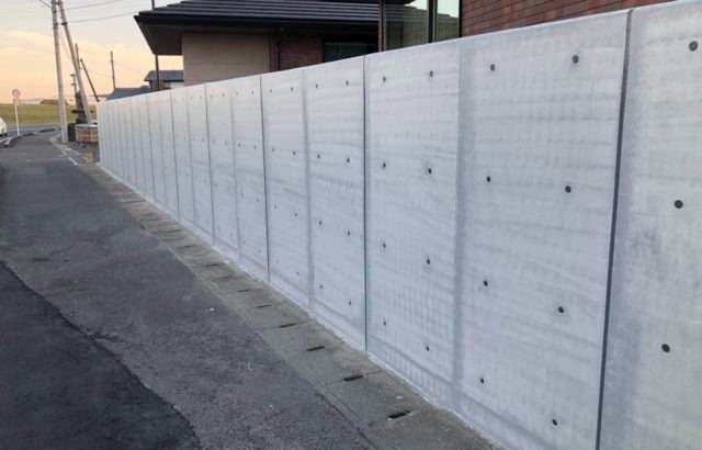 佐賀市諸富町　S様邸　外構意匠塗装工事 (ニッペファインシリコンフレッシュ仕様)