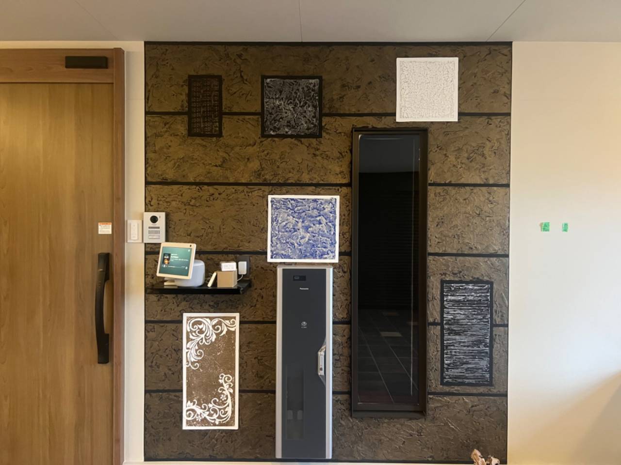 壁紙の張替えより価格が抑えられる塗料