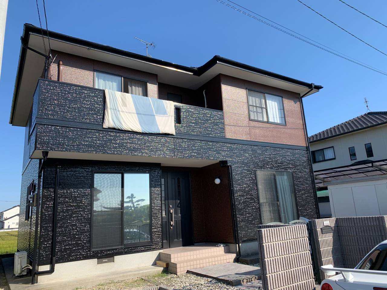 大川市M様邸　屋根、外壁共無機塗料にて塗り替え (長期的にお考えになられた場合、工事時高額でも無機塗料をご選定)