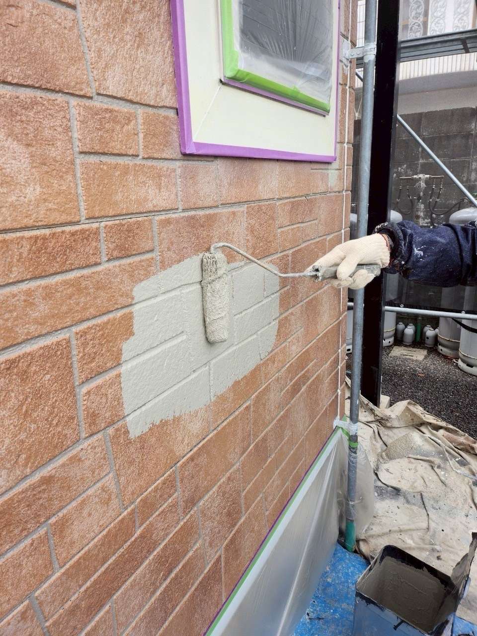 佐賀市光 アパート 外壁塗装 中塗り１回目・２回目