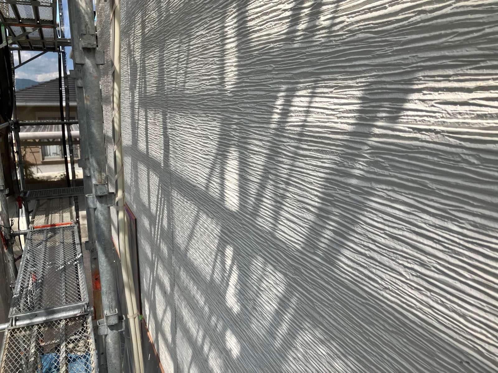 佐賀市 久保田町 壁の下塗り