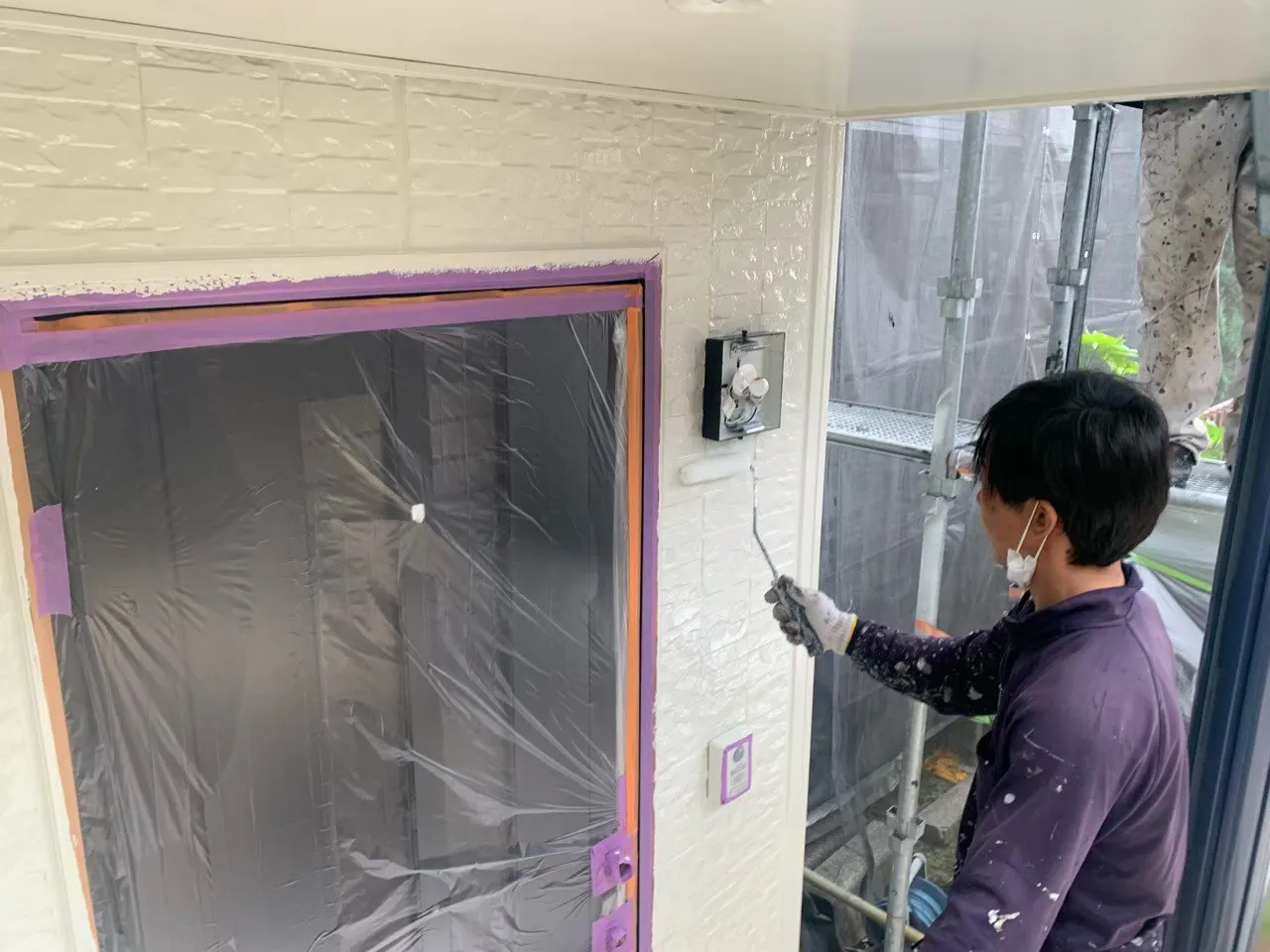 佐賀市兵庫町　1階外壁塗装　上塗り　無機塗料仕様