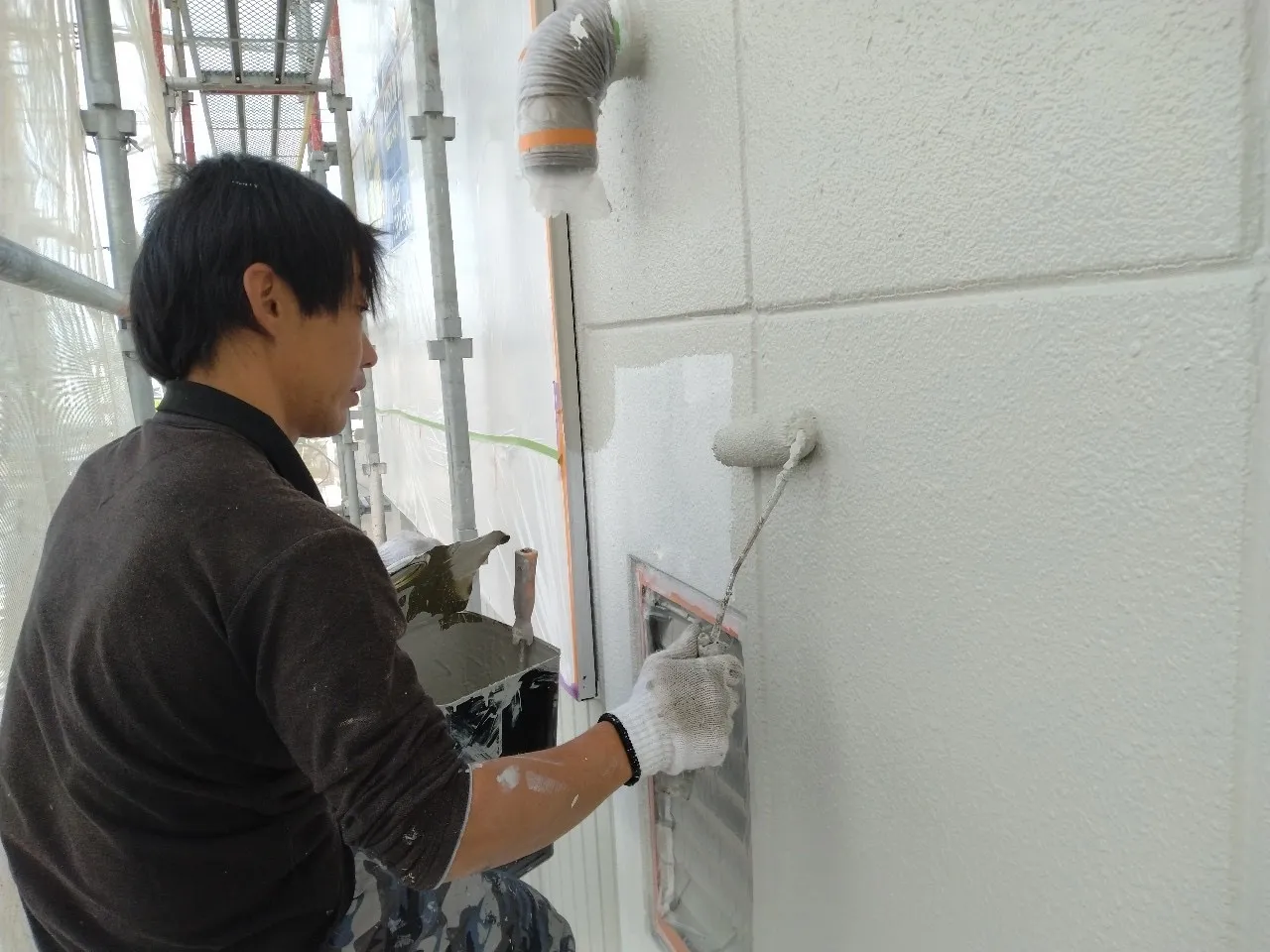 佐賀市高木瀬西 ビル塗装 ALCパネル外壁 中塗り 上塗り