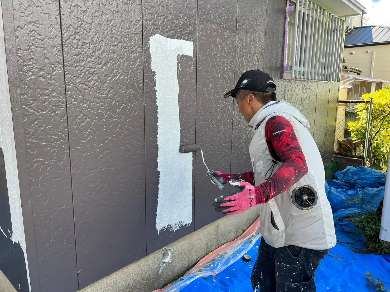 佐賀市大財 平屋外壁塗装工事 外壁 中塗り 上塗り